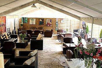 A Propos- Et Bed & Breakfast Orange (Vaucluse)